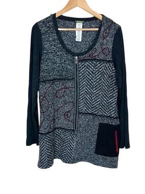 Dolcezza Zipper Patchwork Boucle Gray and Black Sweater Size Large